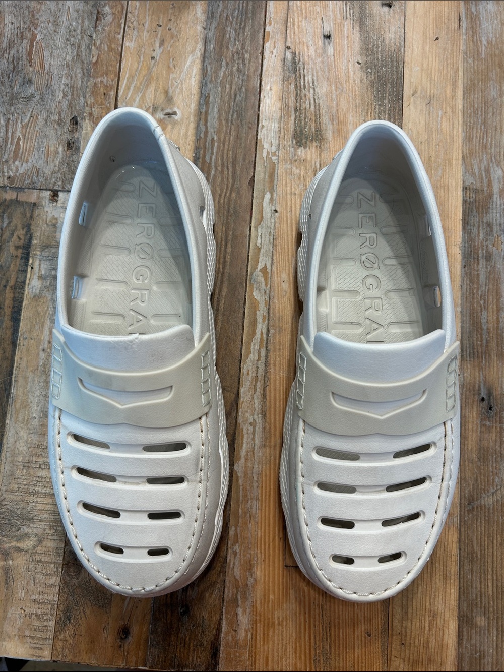 Cole Han Men's White Slip-On Water-Resistant Loafers - Zerogrand Style 8M 10W